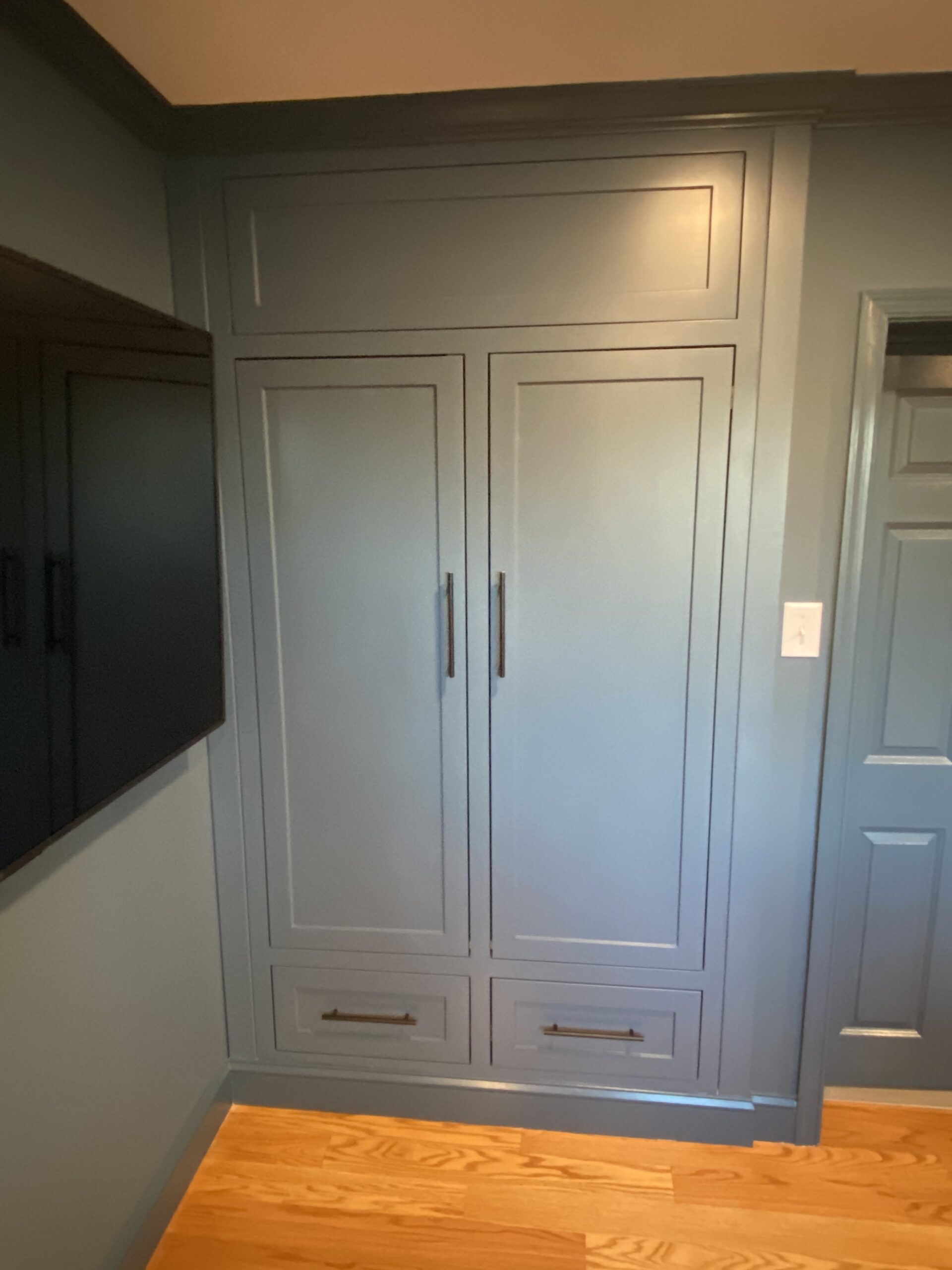 CUSTOM MADE CLOSET IN BERWYN, PA
